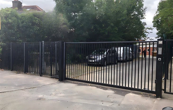 Metal Electric Sliding Gates